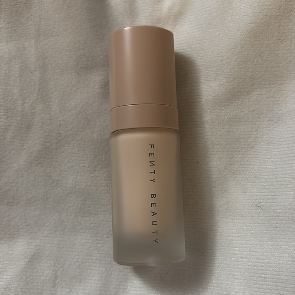💄4/$25 fenty pro filt’r mini primer - Picture 2 of 4
